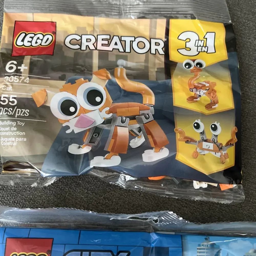 Lot Of 2 Lego Creator #30574 & Lego City #30568